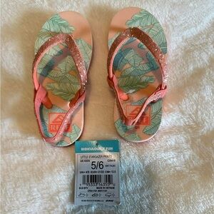 NWT Reef Toddler Sandals - Read Description For Sizing Info